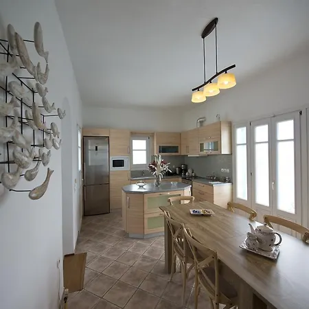 艾瑞德斯度假屋 * Houlakia (Mykonos)