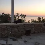 إيرايدز بيت للعطل Houlakia (Mykonos)