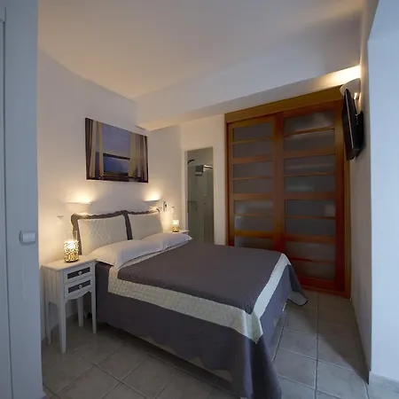 Holiday home Aerides *