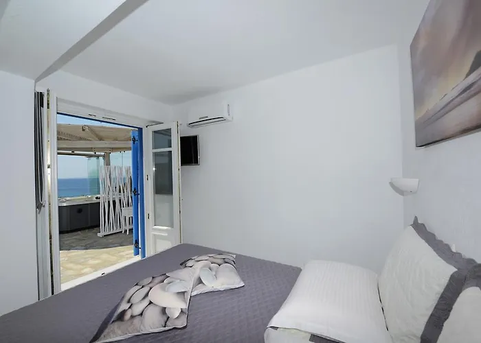 Aerides * Houlakia (Mykonos)